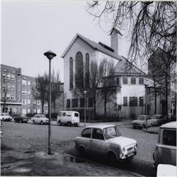18. De Waalkerk (Waalstraat 9)