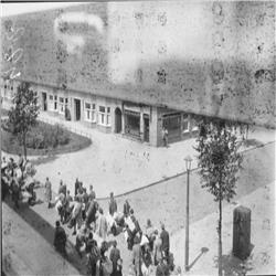 34. De razzia van 20 juni 1943 (hoek Gaaspstraat en Uiterwaardenstraat)